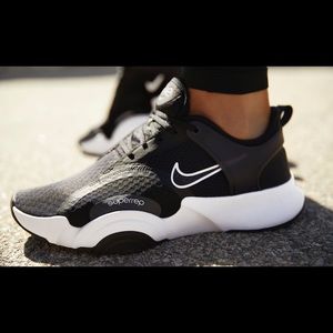 Nike superep running shoe